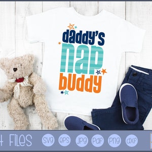 Daddy's Nap Buddy SVG - Persoonlijk en klein zakelijk gebruik - Daddy's Buddy SVG, Daddy's Nap Buddy Graphic, Daddy Clipart