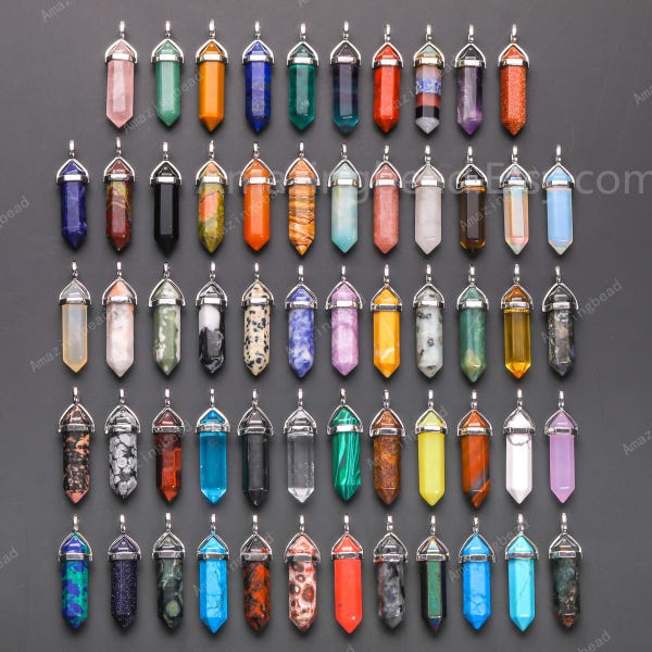 Pendentif bricolage en gros. Pendentif pointu en cristal, pendentif en pierres précieuses de la nature, cristal de guérison, collier avec pendentif pointe de crayon en cristal.