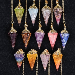 pendulos de cuarzo de cristal de resina para adivinación, soporte de  espiga, colgante de piedra Natural