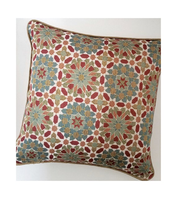Decorative Throw Pillow Cover Medallion Decorative Throw Pillow