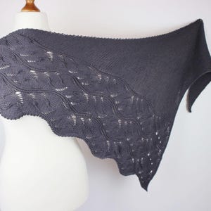 Kntting Pattern Shawl - "Harmony" Lace Shawl - PDF Download - Advanced Knitting Pattern - Triangle Scarf - Knitted Shawl - EN & DE