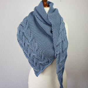 Knitting Pattern Asymmetrical Shawl with Cables & Lace, beginner friendly in English and German, PDF Download