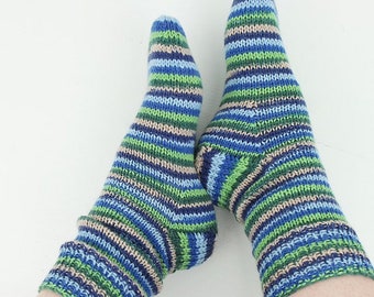 Hand-knitted thick socks in size. 38/39