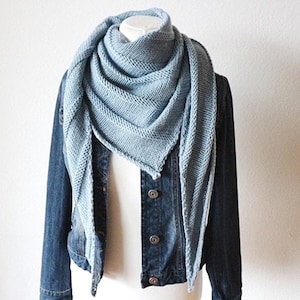 三角形のショールの編み図（簡単）｜初心者向け＆シンプル｜PDFショール編み図（ドイツ語/英語）｜アシンメトリーなネッカチーフ、スカーフのDIY