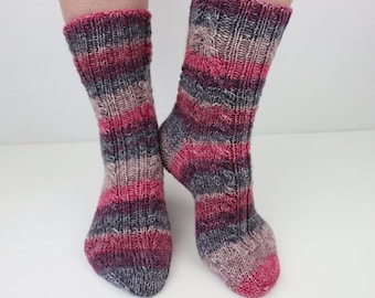 Hand-knitted thick socks in size. 38/39