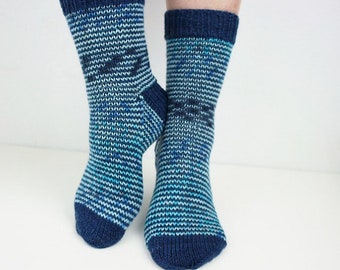 Hand-knitted thick socks in size. 38/39