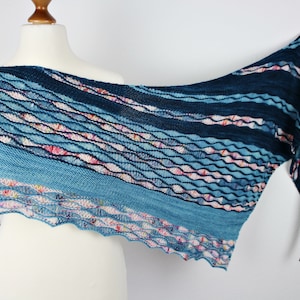 Shawl Knitting PATTERN PDF, Knitted Shawl Pattern,  Shawl Wrap, asymetrical Shawl Girlfriend in english and german