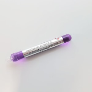 Resident Evil Umbrella Corporation G-Virus Auto Injector.