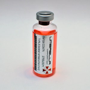 Resident Evil Umbrella Corporation T-Virus, Anti-Virus, and T-Virus Isolated Nemesis Enhancment Vial Prop image 4