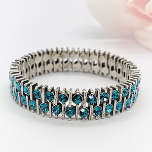 FREE SHIPPING! Vintage Silver Tone Stretch Bracelet Aqua Blue Rhinestone Bracelet Sparkling Rhinestone Jewelry