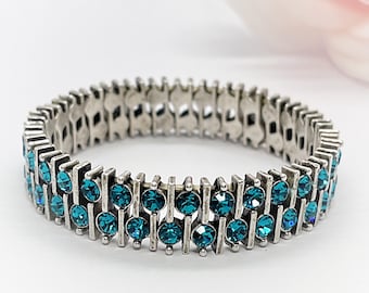 Vintage Silver Tone Stretch Bracelet Aqua Blue Rhinestone Bracelet Sparkling Rhinestone Jewelry