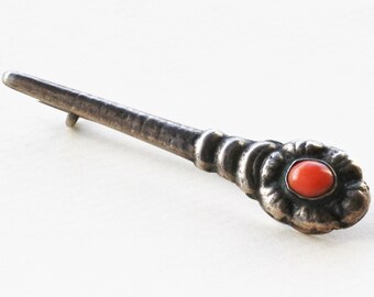 William Fuglede , Denmark. Small Antique Floral Scandinavian Danish Skonvirke Art Nouveau 830S Silver Pin Brooch