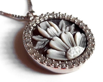 Shell cameo necklace flowers italian cameo jewelry donadio cameo shell Collier camée camafeu Камея ожерелье カメオネックレス anniversary gift