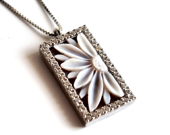 Shell cameo necklace half flower italian cameo jewelry donadio cameo shell Collier camée camafeu Камея ожерелье カメオネックレス anniversary gift