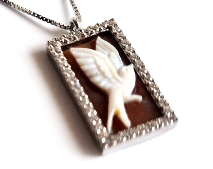 Shell cameo necklace bird italian cameo jewelry donadio cameo shell Collier camée camafeu Камея ожерелье カメオネックレス anniversary gift