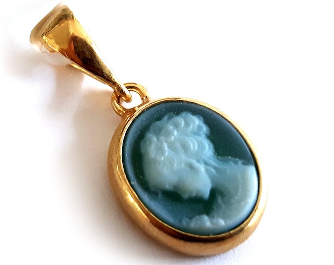 Green stone cameo pendant lady italian cameo jewelry donadio agate stone cameo pendentif camée colgante camafeo カメオペンダント Камея подвеска