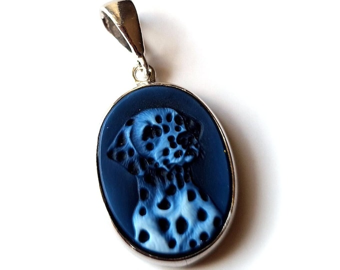Ciondolo cammeo blu cane dalmata italiano cammeo gioielli donadio cammei agata pendentif camée colgante camafeo カメオペンダント Камея подвеска