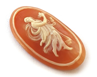 Loose Shell Cameo: Hand Carved Carnelian Raphael Hours, 25mm
