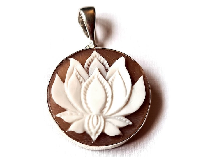 Shell cameo pendant mandala flower italian cameo jewelry donadio cameo shell pendentif camée камея подвеска カメオペンダント colgante camafeo