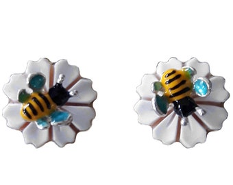 Flowers & bees shell cameo earrings, italian cameo shell jewellery, earrings shell cameo, カメオ ジュエリ シェルカメオイヤリング, donadio italian cameos