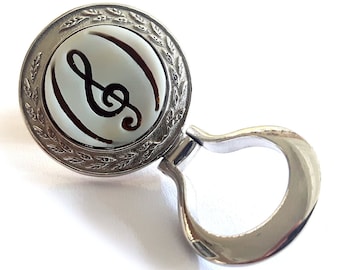 Shell cameo pin Treble clef italian cameo jewelry donadio cameos shell camafeu broche camée Камуфляжная брошь カメオブローチ