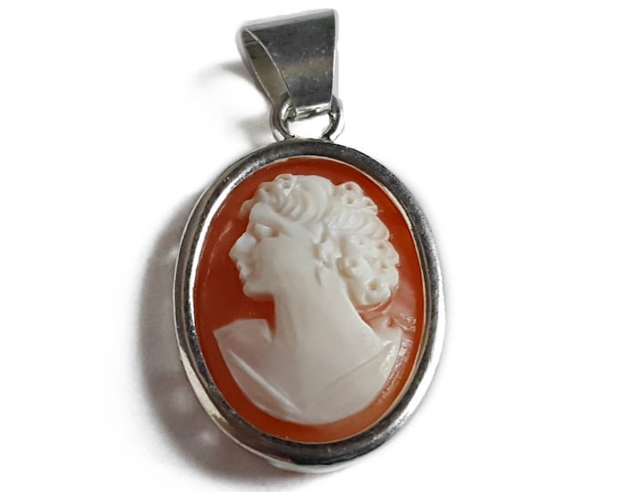 Conchiglia d'argento camondolo profilo camolo italiano cameo gioielli donadio cameo conchiglia pendentif camée colgante camafeo カメオペンダント s.