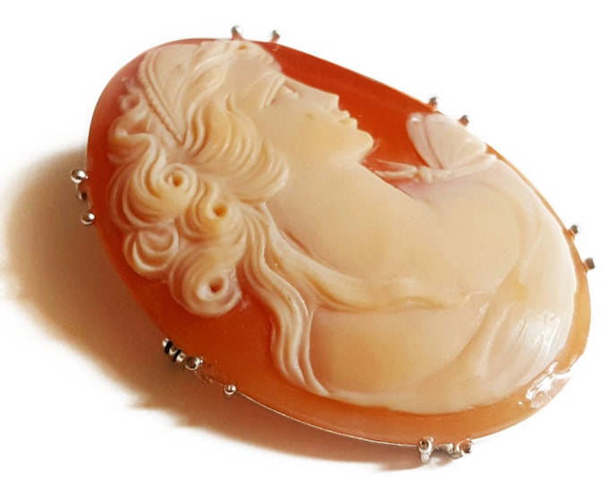 Shell cameo brooch pendant Woman w/ butterfly italian cameos jewelry donadio carnelian cameo shell broche camée camafeo カメオブローチ камея брошь