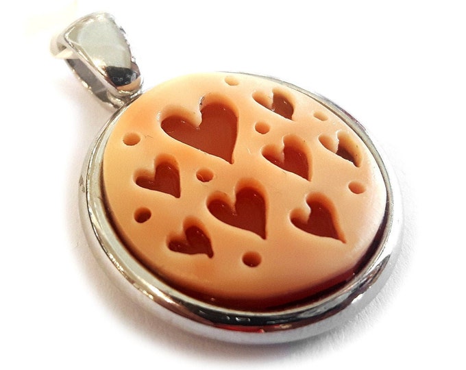 Shell cameo pendant Hearts italian cameo jewelry donadio cameo shell pendentif camée colgante camafeo камея подвеска カメオペンダント