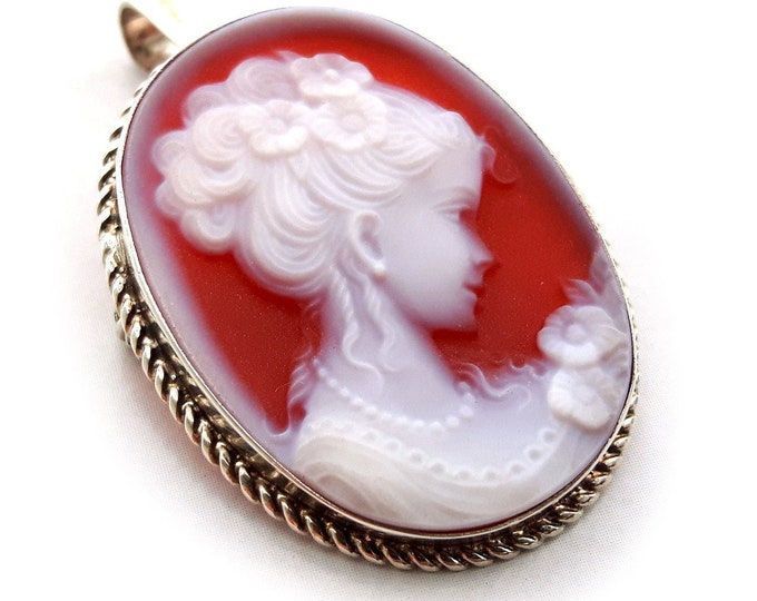 Red cameo brooch & pendant lady italian cameo jewelry donadio stone cameo pendentif camée colgante de camafeo カメオペンダント Камея подвеска