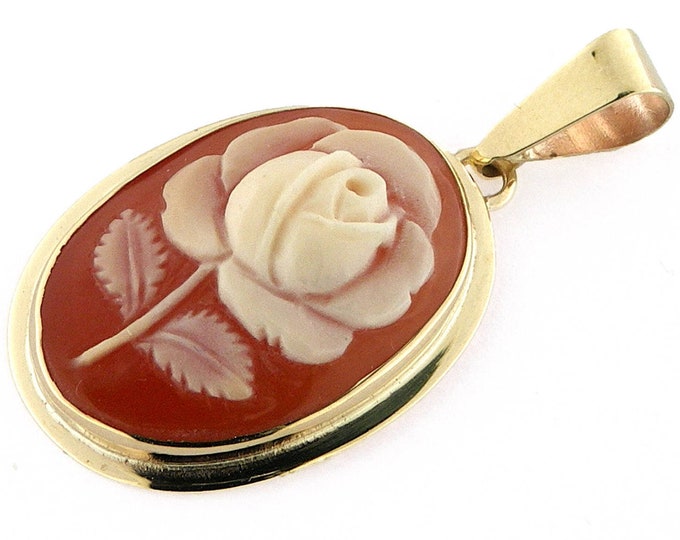 Ciondolo cammeo in oro fiore cammei italiani gioielli donadio cammei conchiglia pendentif camée colgante camafeo カメオペンダント Камея подвеска