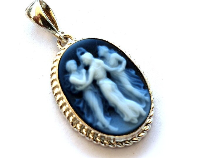 Ciondolo cammeo blu tre grazie cammeo italiano gioielli donadio pietra cammei pendentif camée colgante camafeo カメオペンダント Камея подвеска