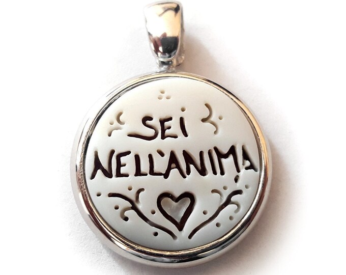 Shell cameo pendant love "You in my soul" italian cameo jewelry donadio cameo shell pendentif camée colgante camafeo カメオペンダント Камея подвеска