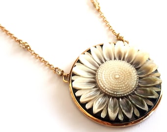 Mother of pearl cameo necklace sunflower italian cameo jewelry donadio cameo shell Collier camée collar camafeu Камея ожерелье カメオネックレス