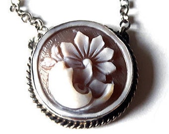 Shell cameo necklace Floral design italian cameo jewelry donadio cameo shell anniversary gift Collier camée Камея ожерелье カメオネックレス