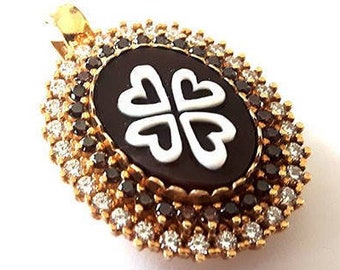 Shell Cameo Pendant: Hearts, Zircons, Gold Plated Sterling Silver