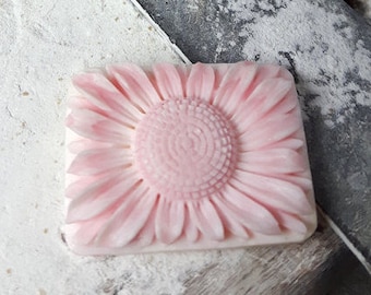 Loose Pink Shell Cameo: Floral Italian Donadio Jewelry