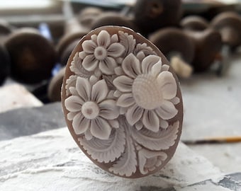 Loose Shell Cameo: Hand Carved Floral Sardonyx, Italian Jewelry