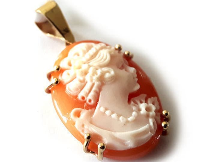 Gold cameo pendant antique woman profile italian cameo jewelry donadio cameo shell pendentif camée colgante camafeo カメオペンダント Камея подвеска