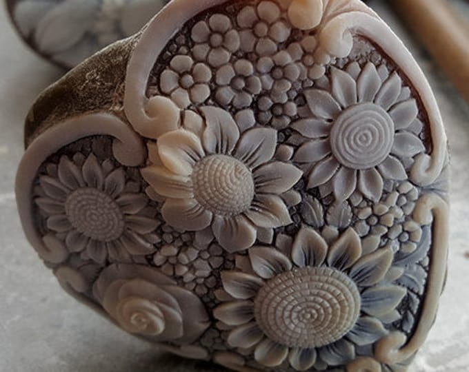 Loose shell cameo floral heart italian cameo jewelry donadio cameo shell sardonyx cameo camée lâche ルーズカメオ свободная камея camafeo flojo