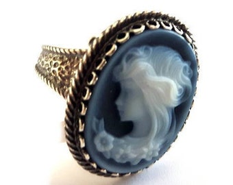 Blue Agate Cameo Ring: Sterling Silver Lady with Flowers, Italian Jewelry