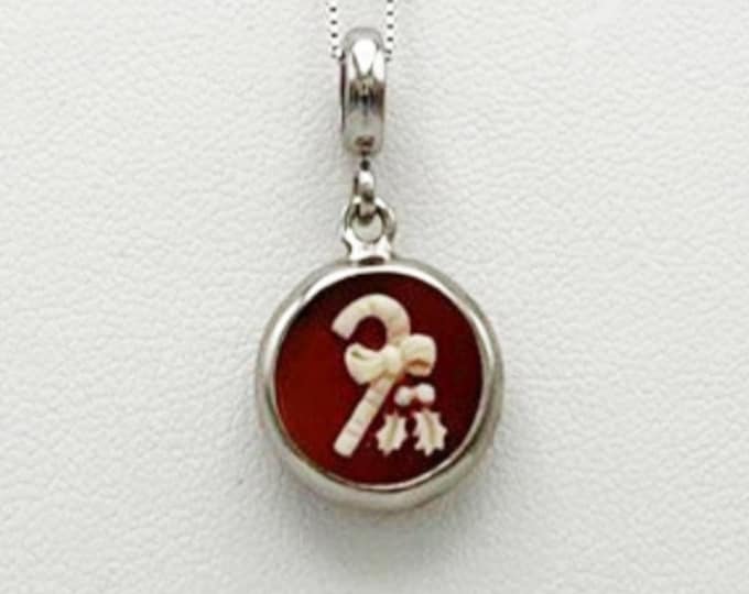 Carnelian Christmas cameo pendant set in 925 sterling silver. Christmas gift