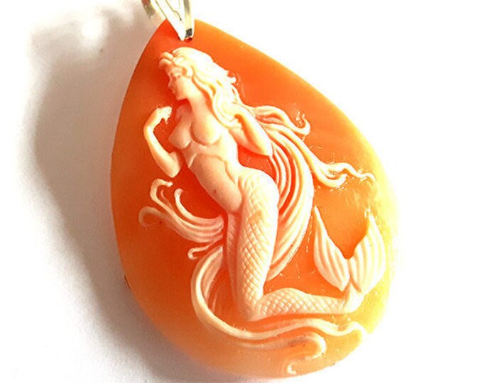 Shell cameo pendente Sirena italiano cameo gioielli donadio cameo shell pendentif camée colgante de camafeo - メオペンンンンンラ Камея подвеска
