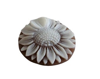 Handmade sunflower cameo made from Sardonyx shell