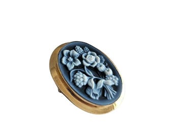 Blue Agate Cameo Brooch Pendant: 9kt Gold Floral Bouquet