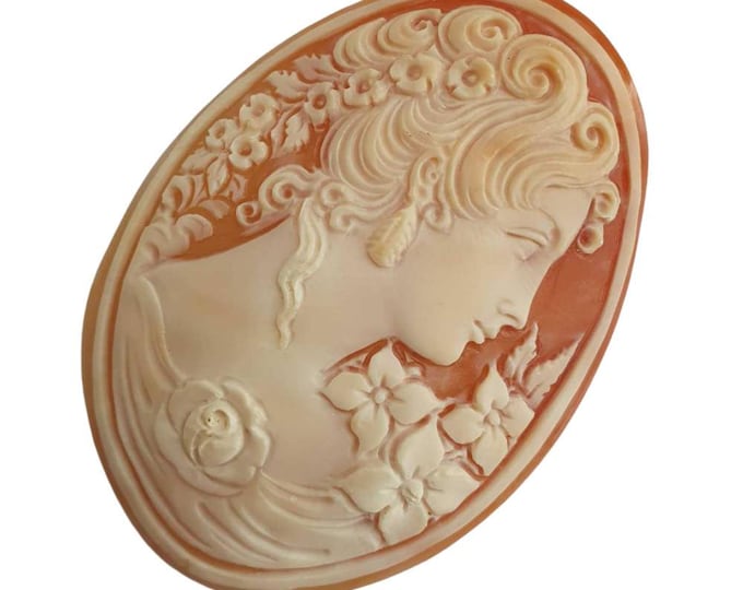 Profilo donna a conchiglia sciolta Donadio cammeo made in Italy