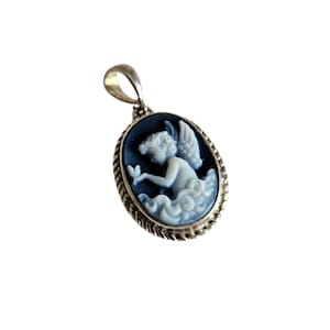 Ciondolo Cammeo Blu Angelo und Farfalla - Cammei Pietra Donadio Cameo - Pendentif Cameo - Colgante Camafeo
