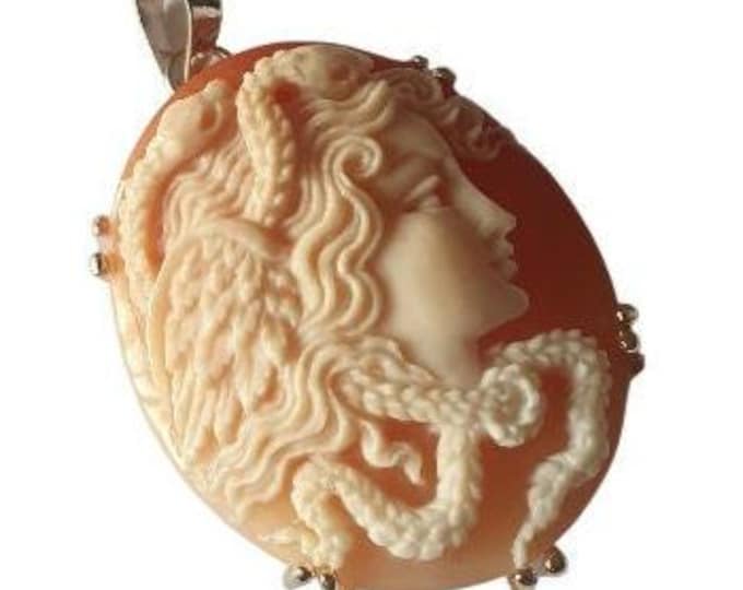 Handmade 9kt Gold Floral Cameo Pendant: Italian Neoclassical Jewelry