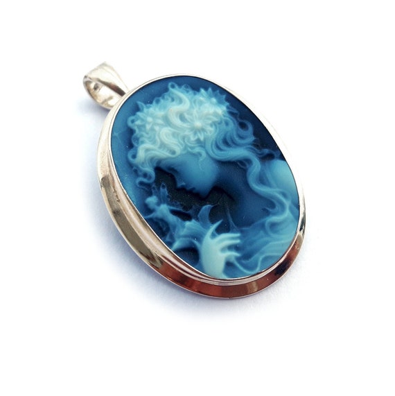 Blue cameo brooch pendant lady fairy italian cameo jewelry donadio agate stone cameos broche camee pendentif camafeo