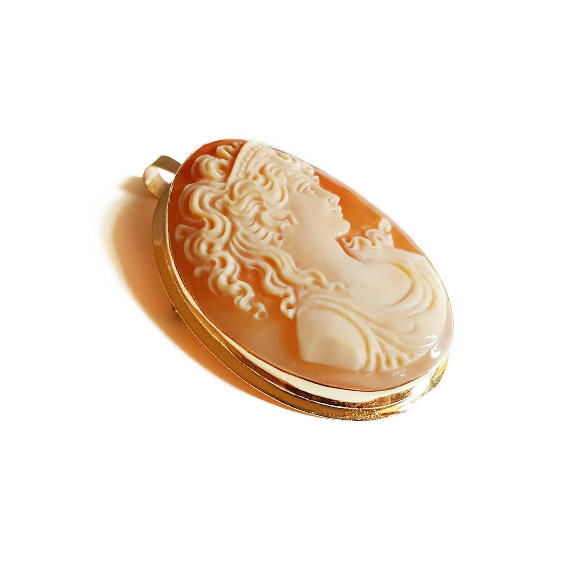 Vintage Gold Cameo Brooch & Pendant Venus Italian Cameo Vintage Gold Cameo Brooch & Pendant Venus Italian Cameo