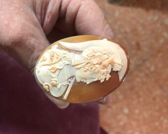 Cammeo in Conchiglia Sfusa: Profilo Di Atena Minerva Intagliato a